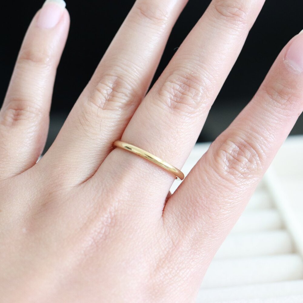 GD3 2mm Men/Women Round Edge 18K Gold Plated Wedding Band Ring Stainless Steel
